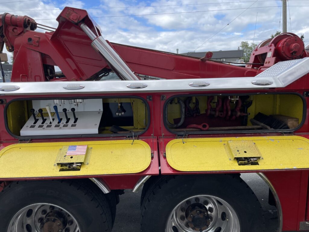 Miller Century 5230 Wrecker Commercial Truck Equipment Co.